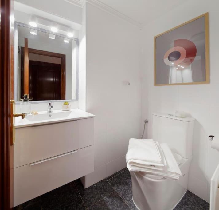 אוביידו Apartamento Maura 2 Dormitorios מראה חיצוני תמונה