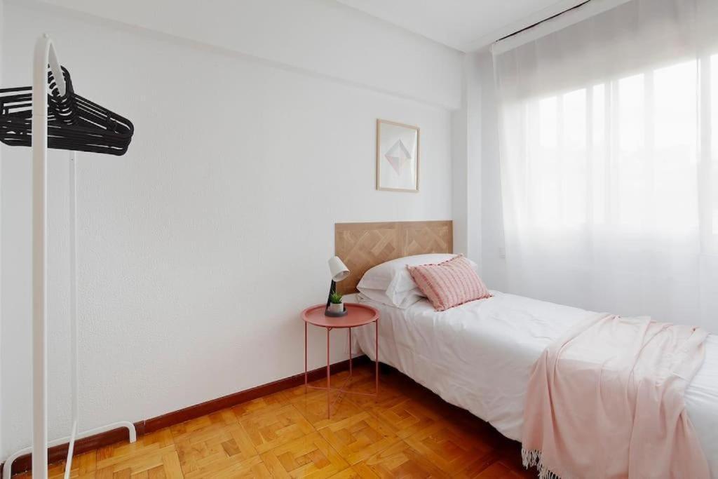 אוביידו Apartamento Maura 2 Dormitorios מראה חיצוני תמונה