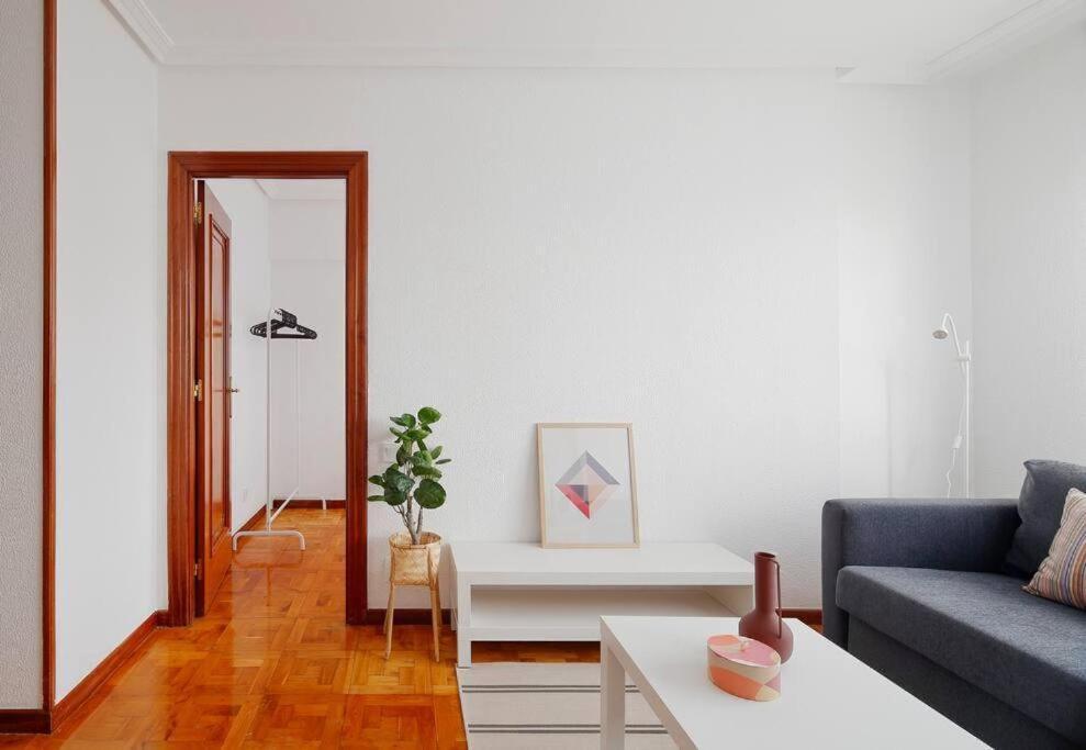 אוביידו Apartamento Maura 2 Dormitorios מראה חיצוני תמונה